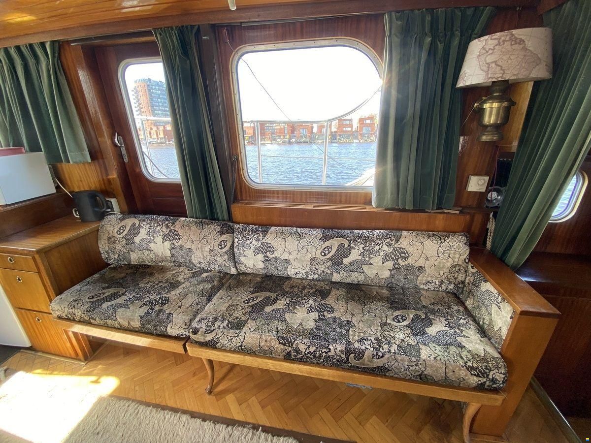 Gillissen 1130 AK Spiegelkotter