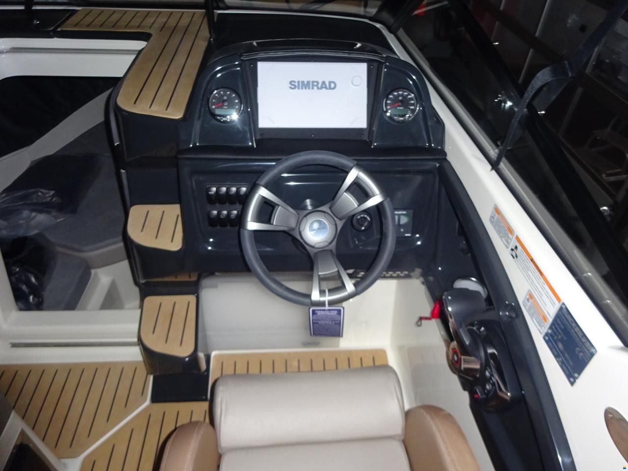 Quicksilver Activ 755 Cruiser