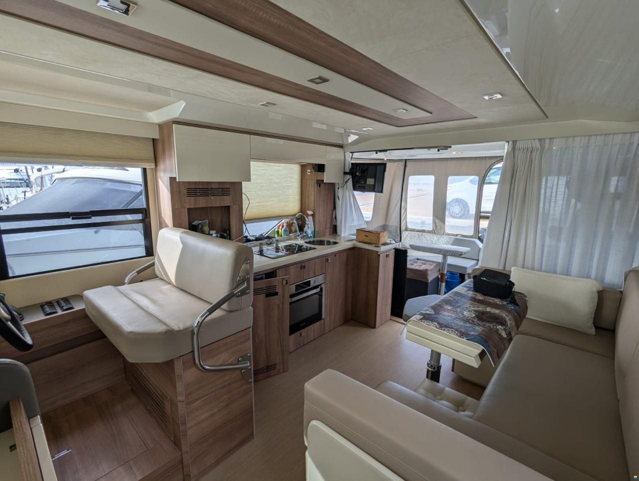 Cranchi Eco Trawler 43