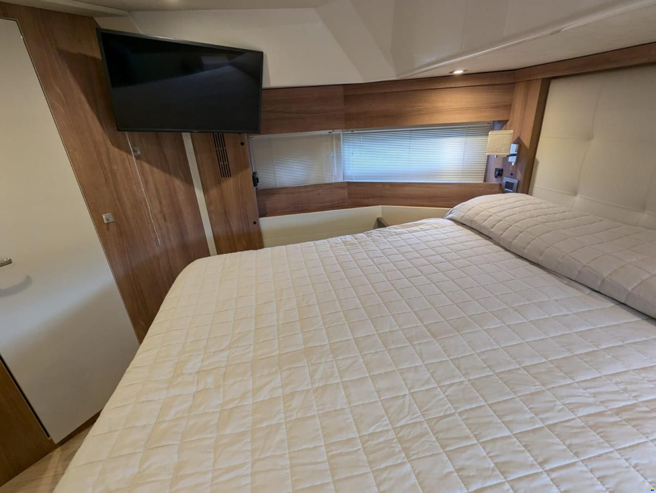 Cranchi Eco Trawler 43