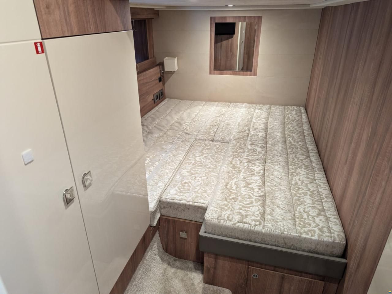 Cranchi Eco Trawler 43