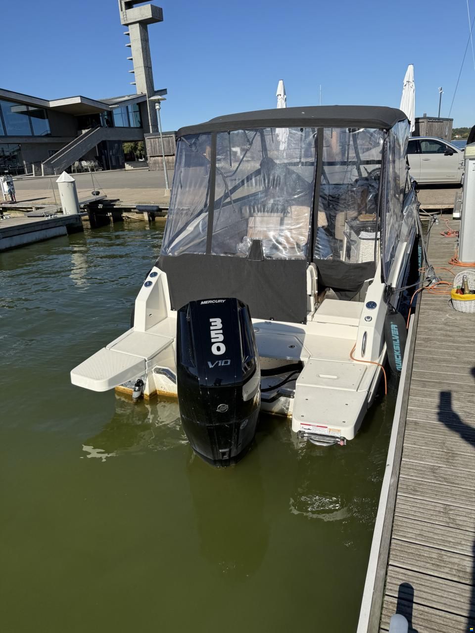 Quicksilver Activ 805 Cruiser with V10 350 Mercury