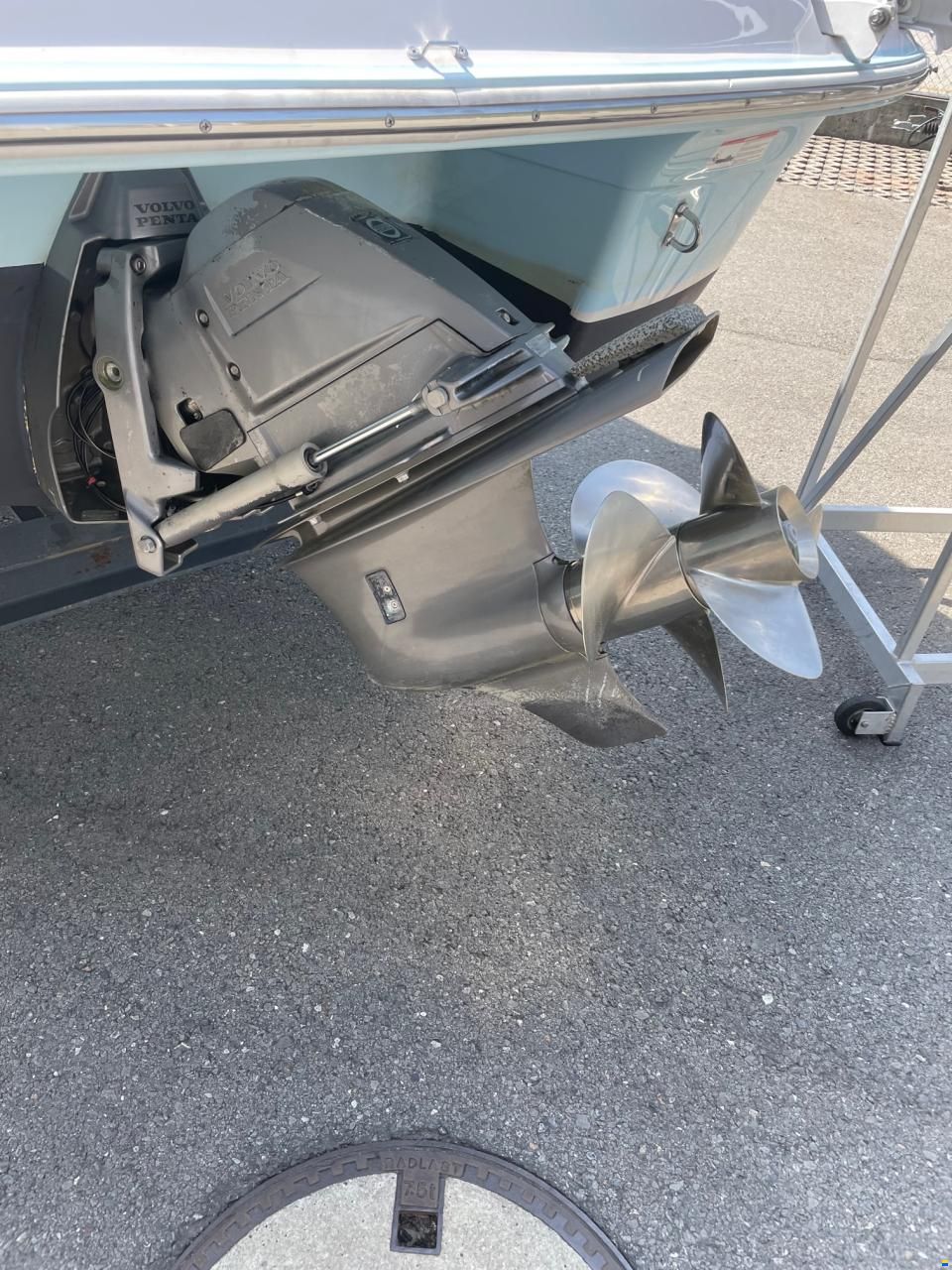 Four Winns Horizon 210