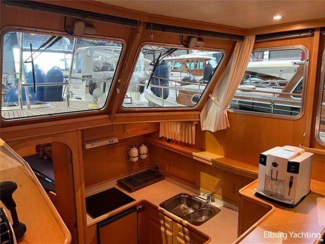 Grand Banks 42 - Motoryacht
