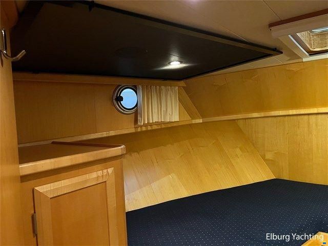 Grand Banks 42 - Motoryacht