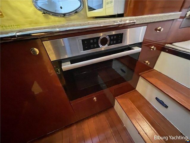 Fairline Squadron 55