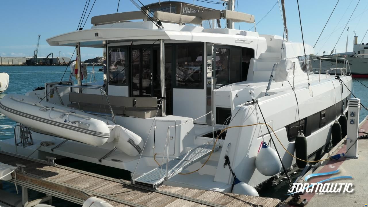Bali 4.4 BALI CATAMAR&Aacute;N