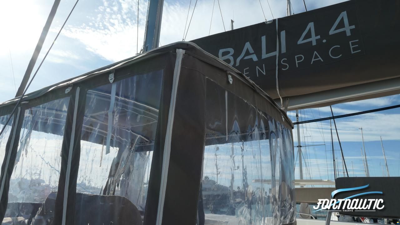 Bali 4.4 BALI CATAMAR&Aacute;N