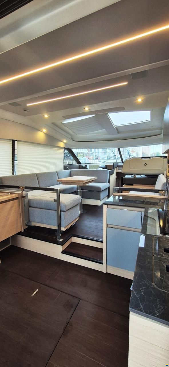 Prestige 460 S