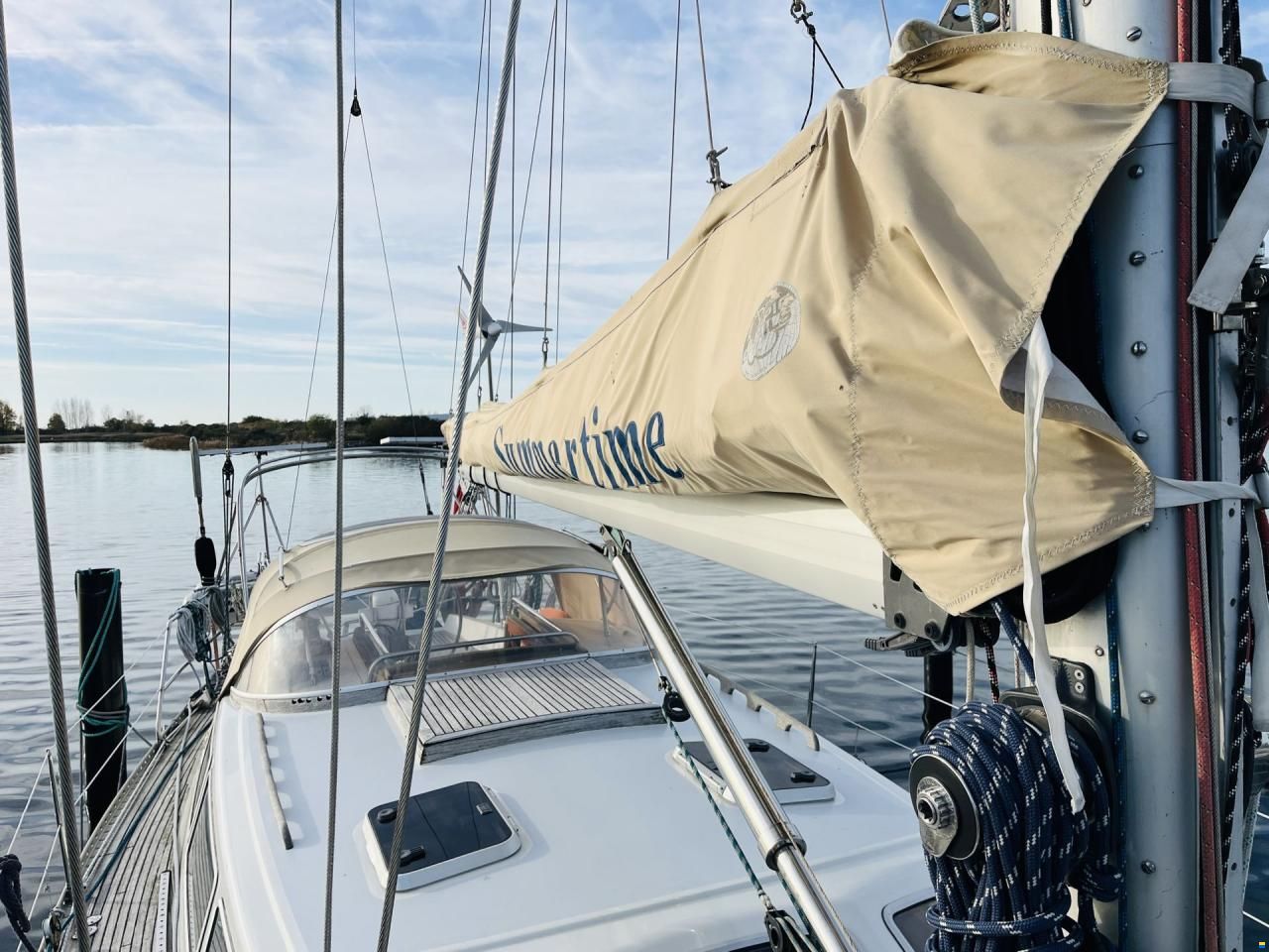 Helmsman 49DS