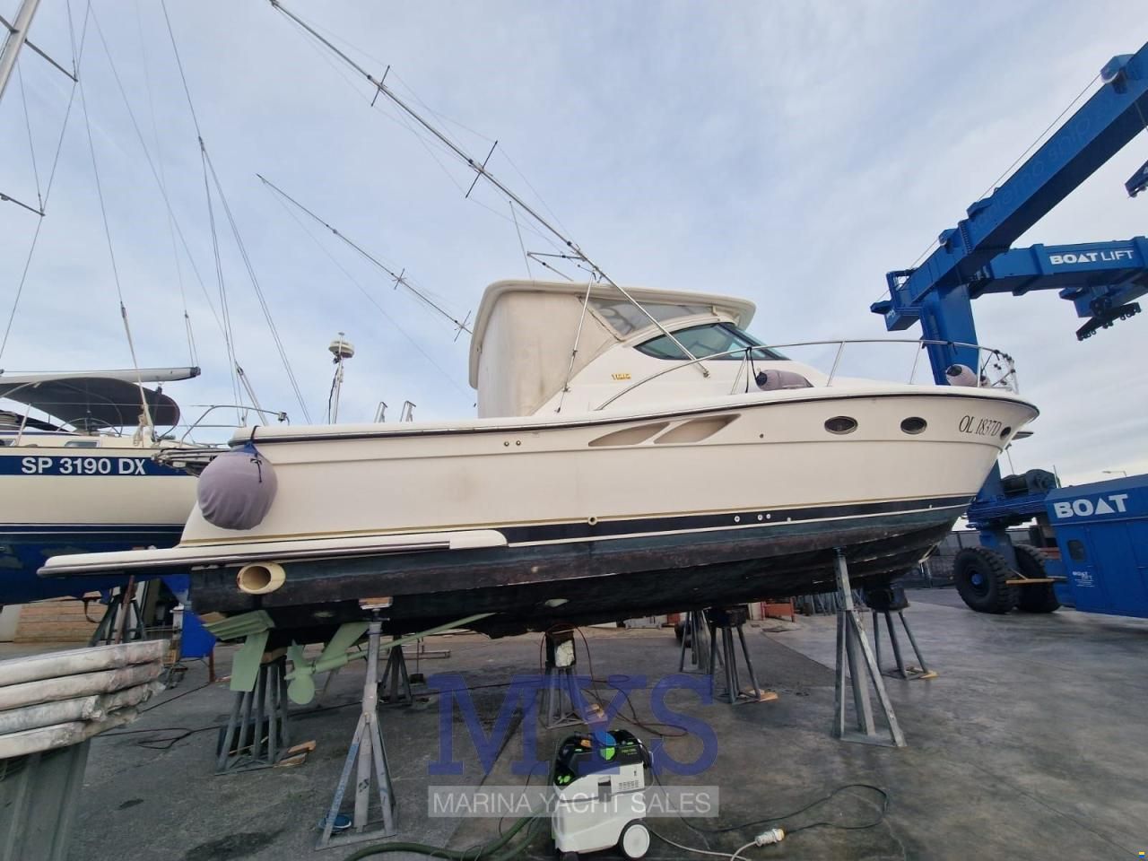 Tiara 3800 Open