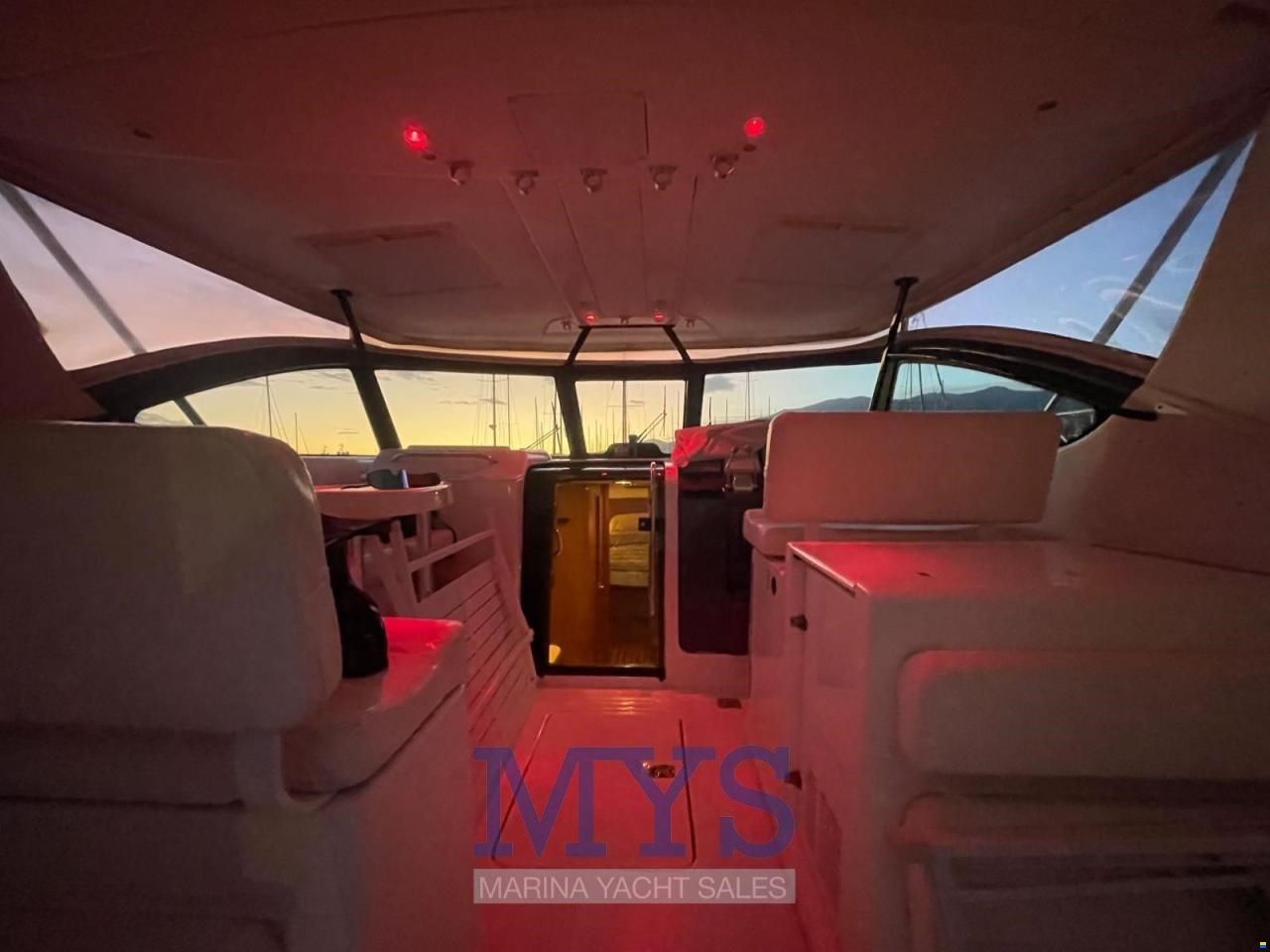 Tiara 3800 Open
