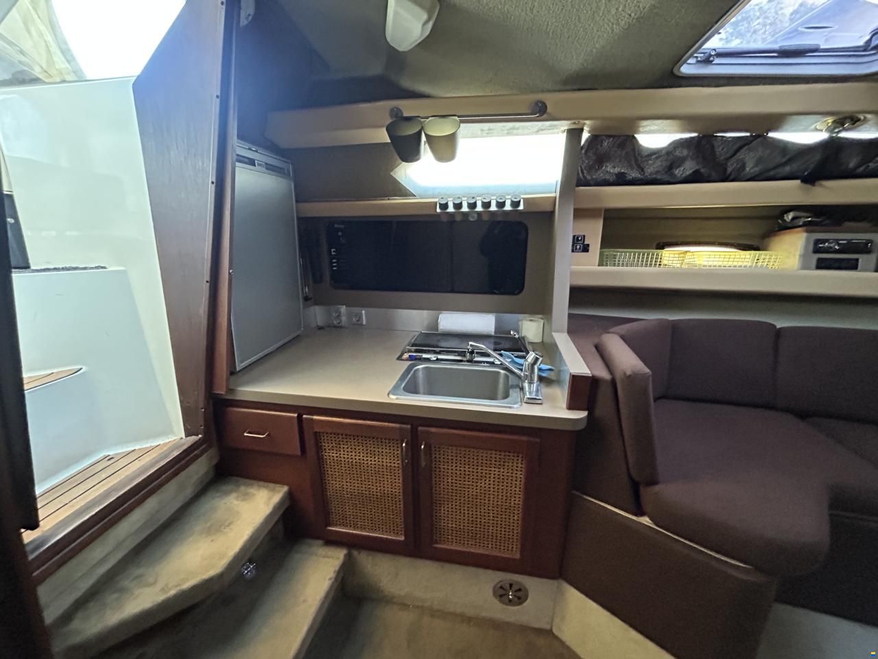 Bayliner 3250 Conquest