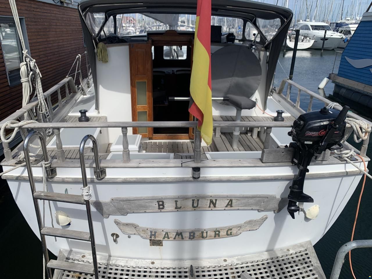Island Trader 40