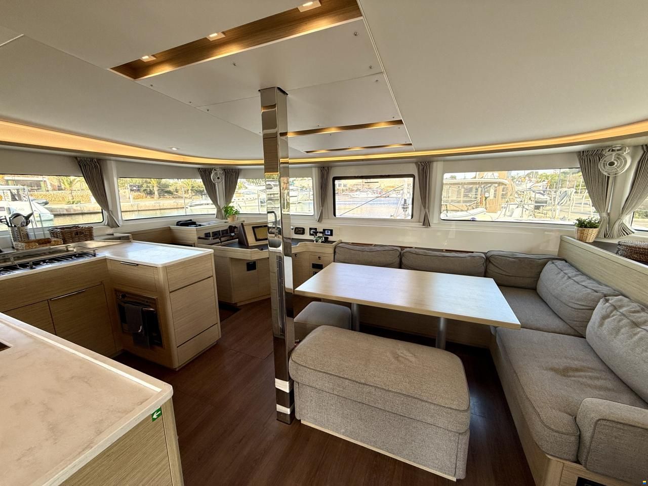 Lagoon 46