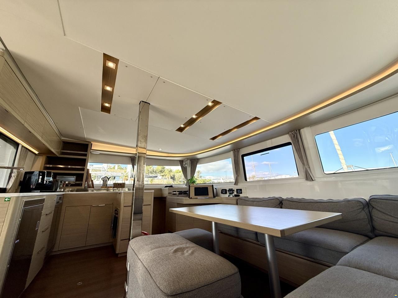 Lagoon 46
