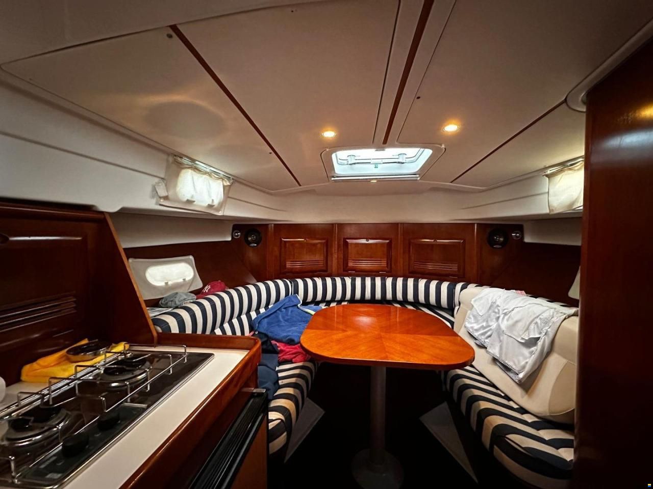 Beneteau Ombrine 801