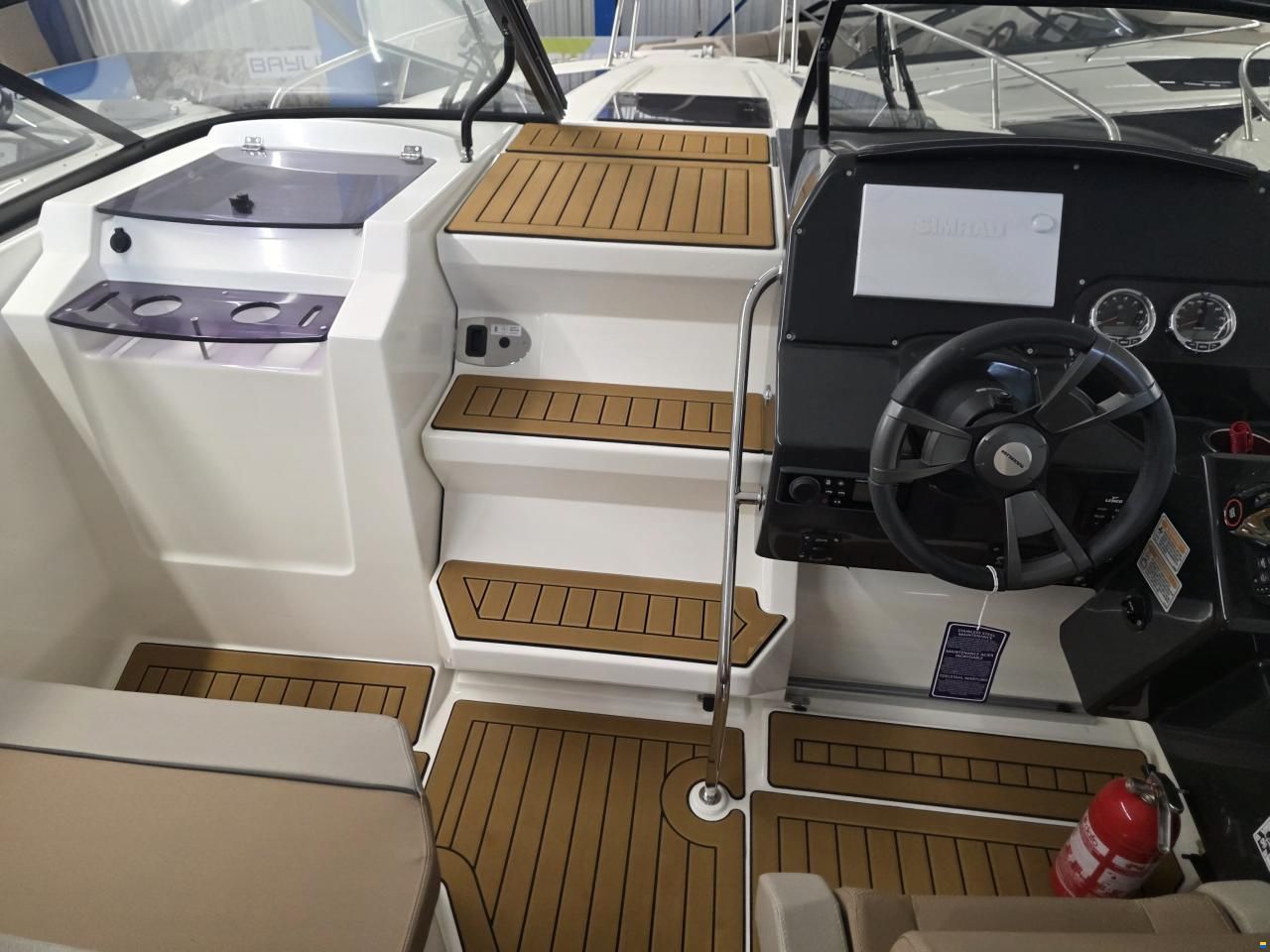 Quicksilver Activ 805 cruiser