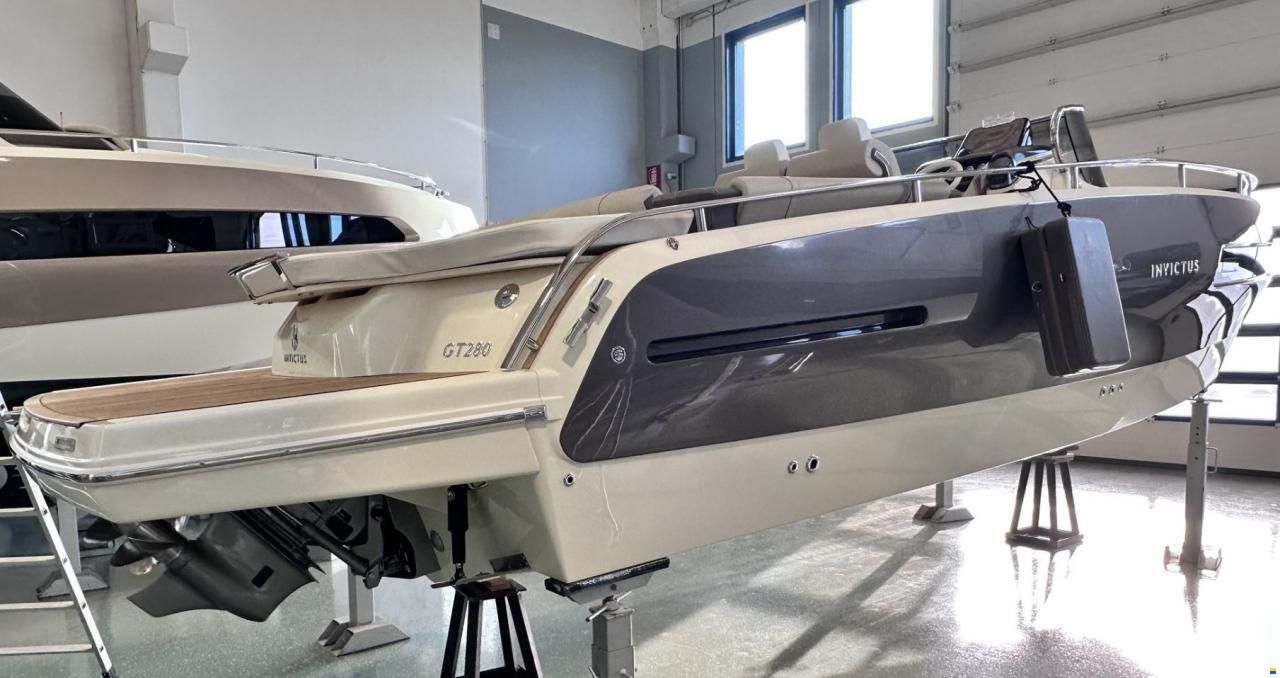 Invictus 280 GT