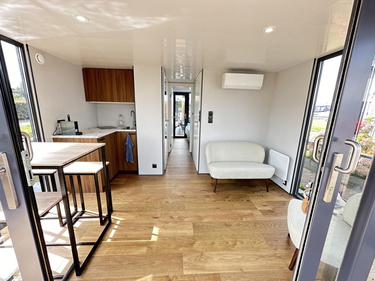 La Mare Houseboat STB 4.0 (Canalboat 4)