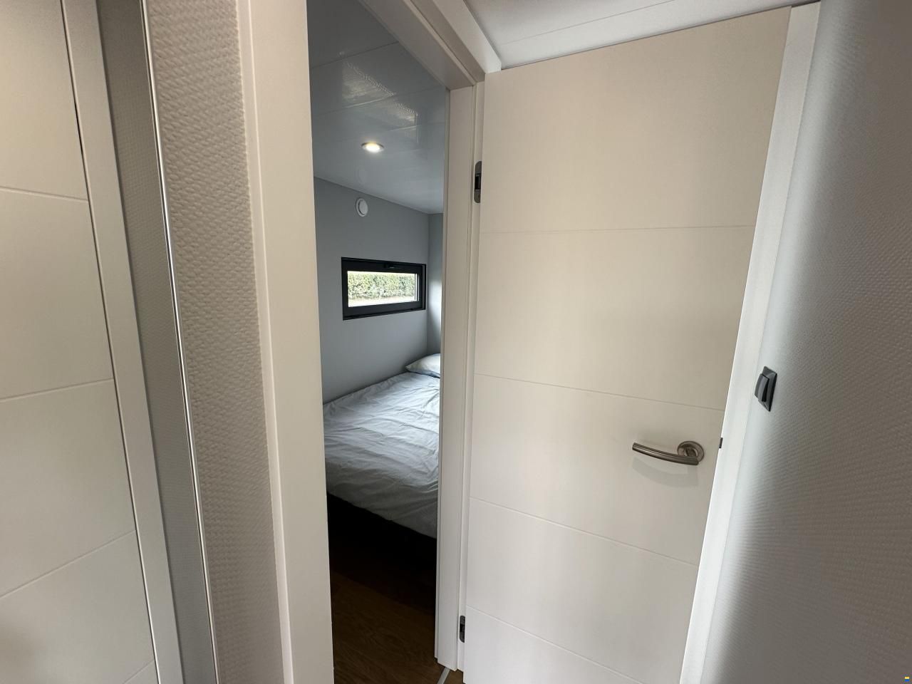 La Mare Houseboat STB 4.0 (Canalboat 4)