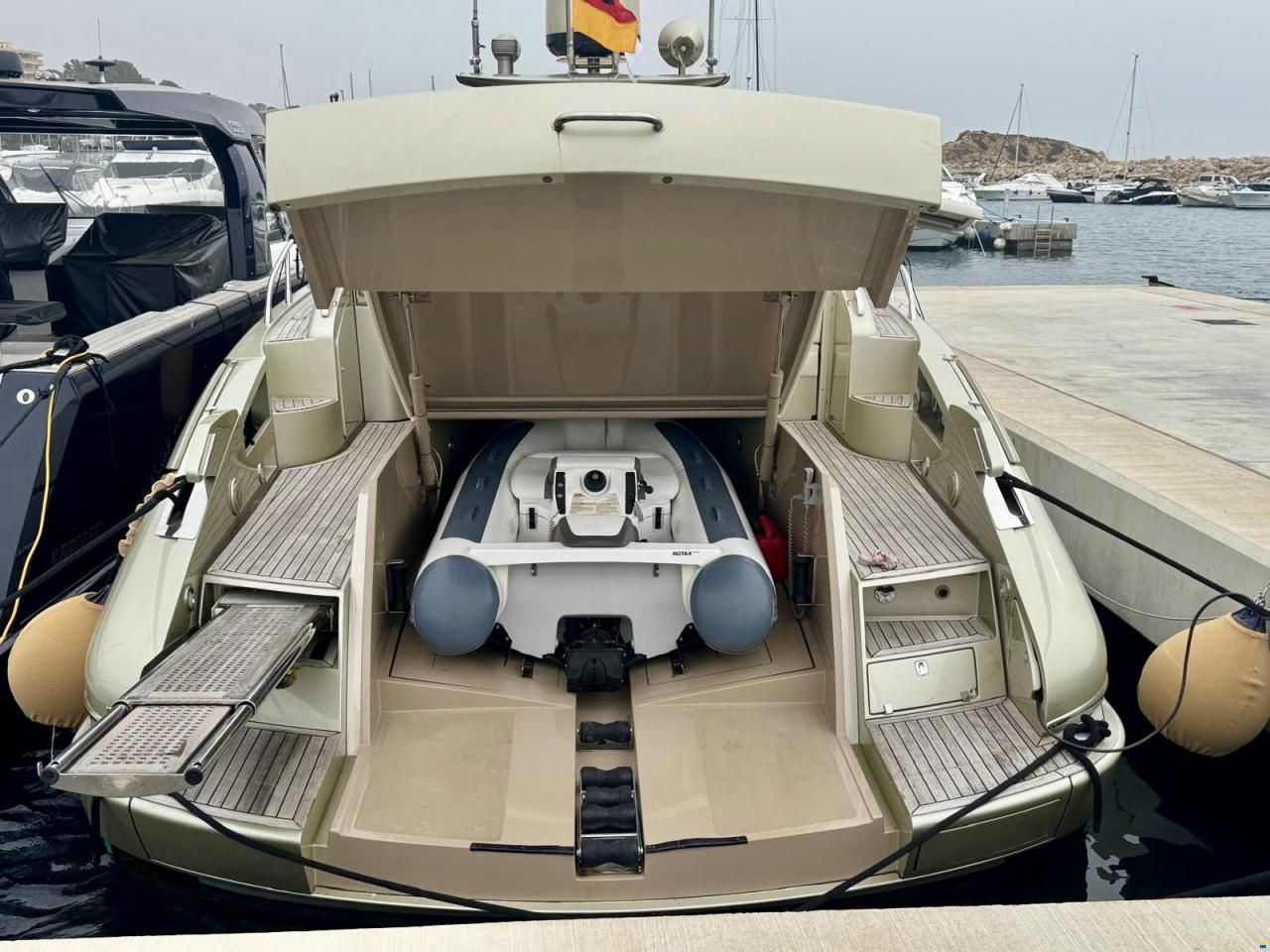 Riva Rivale 52