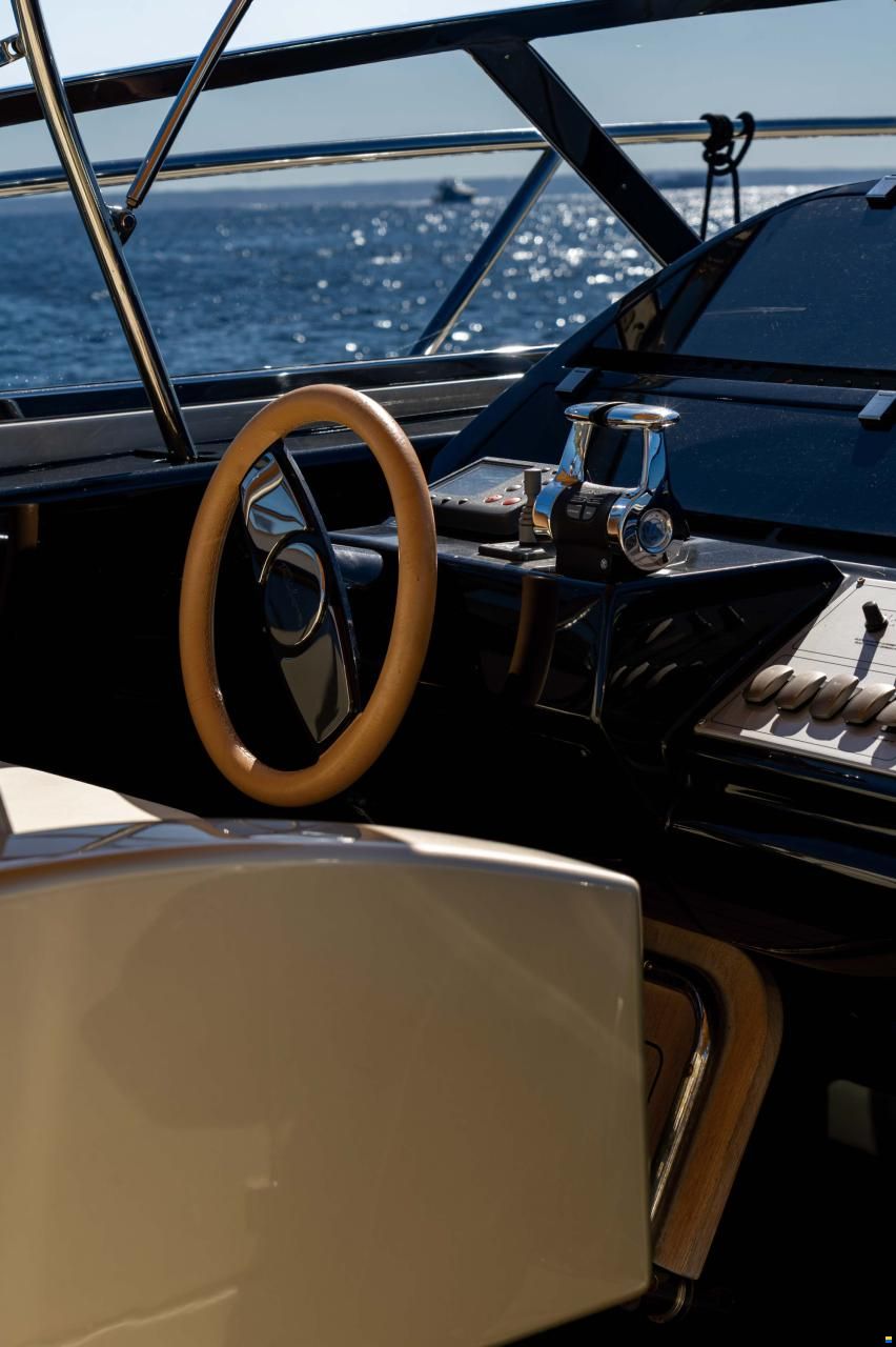 Riva Rivale 52