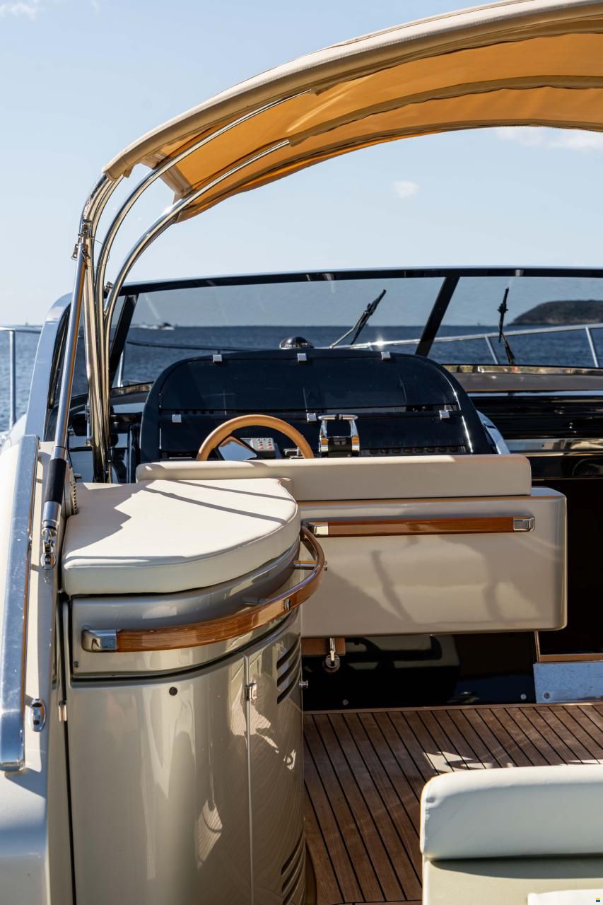 Riva Rivale 52