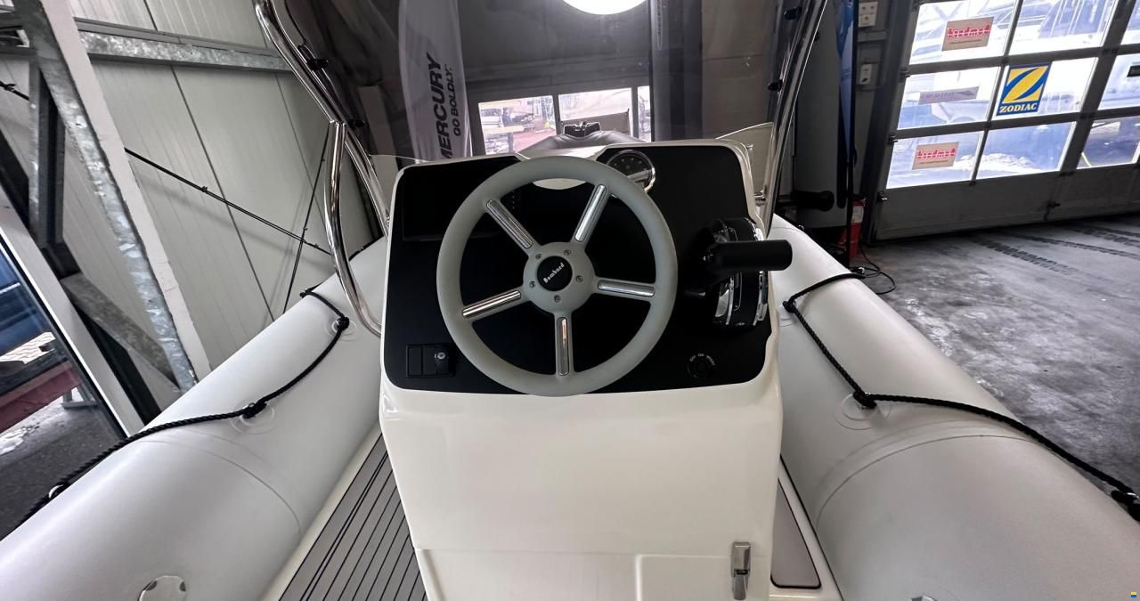 Bombard Sunrider 650