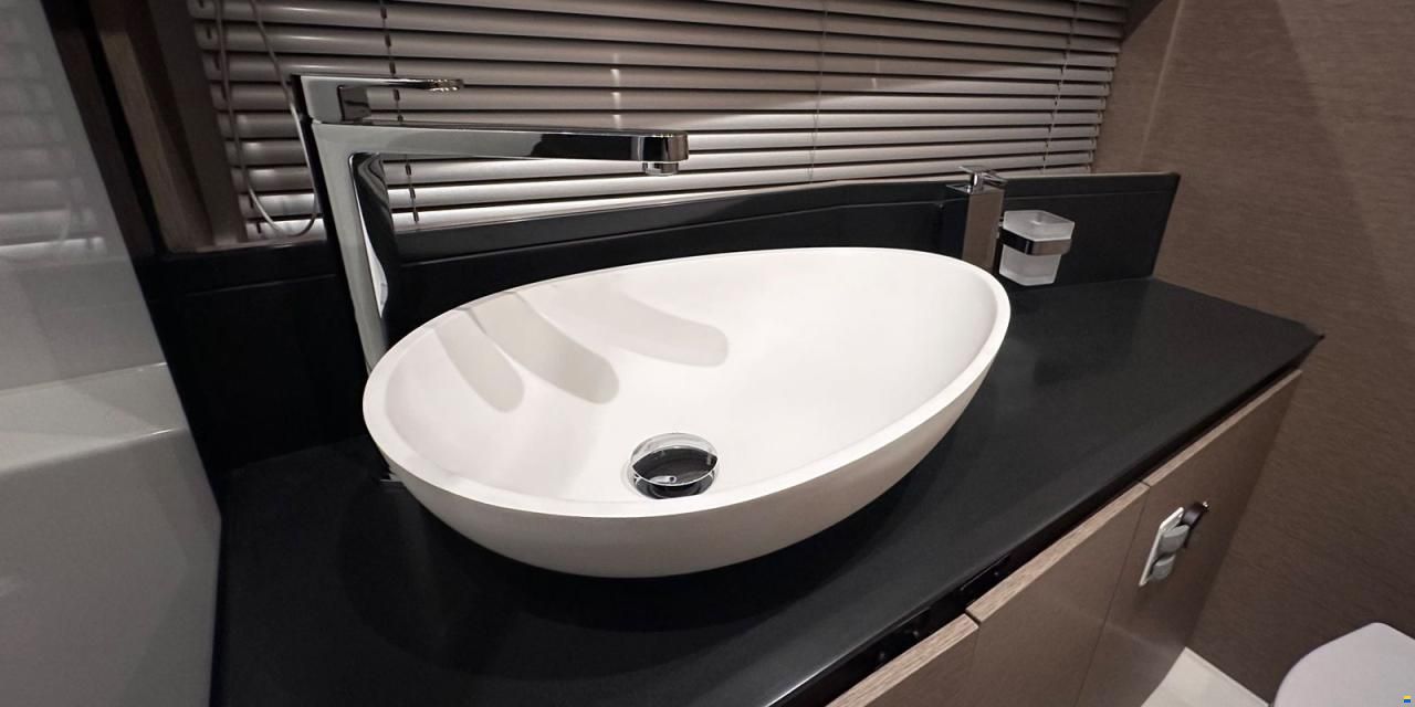 Prestige 460