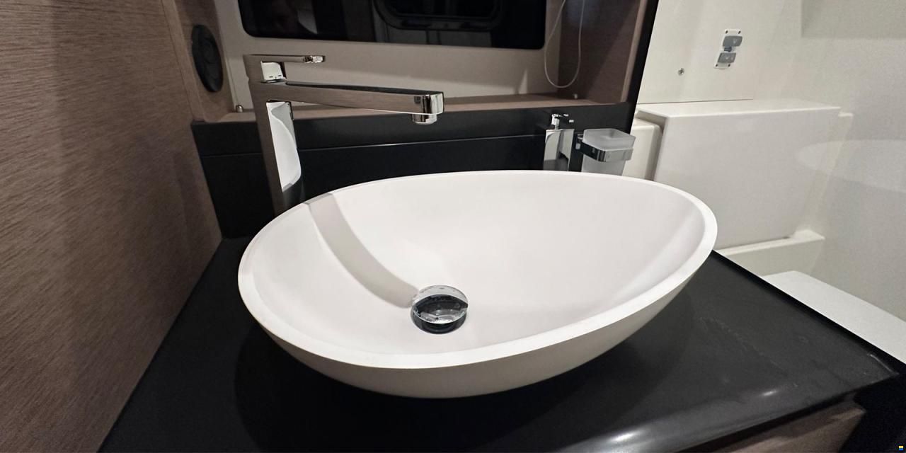Prestige 460