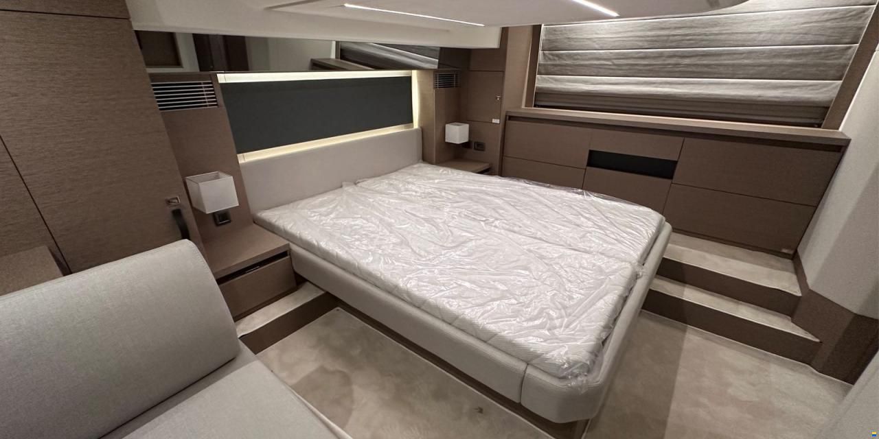 Prestige 460
