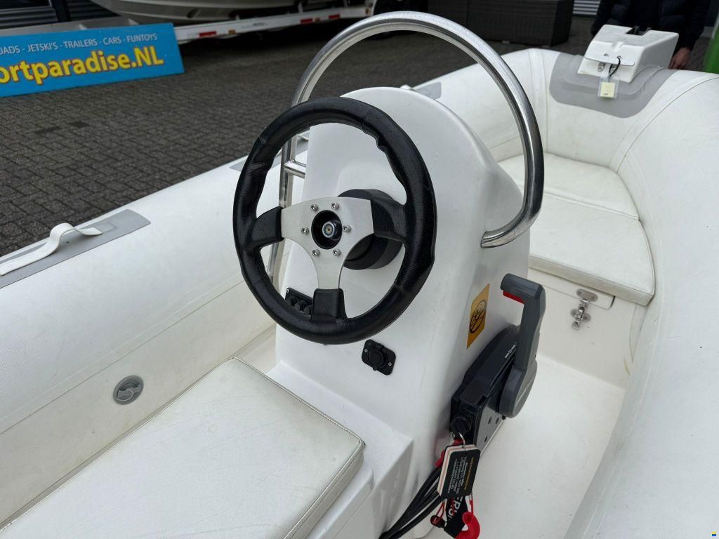 Sea Rib 390