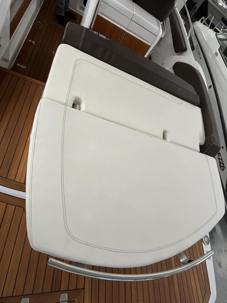 Sessa Key Largo 27 Inboard