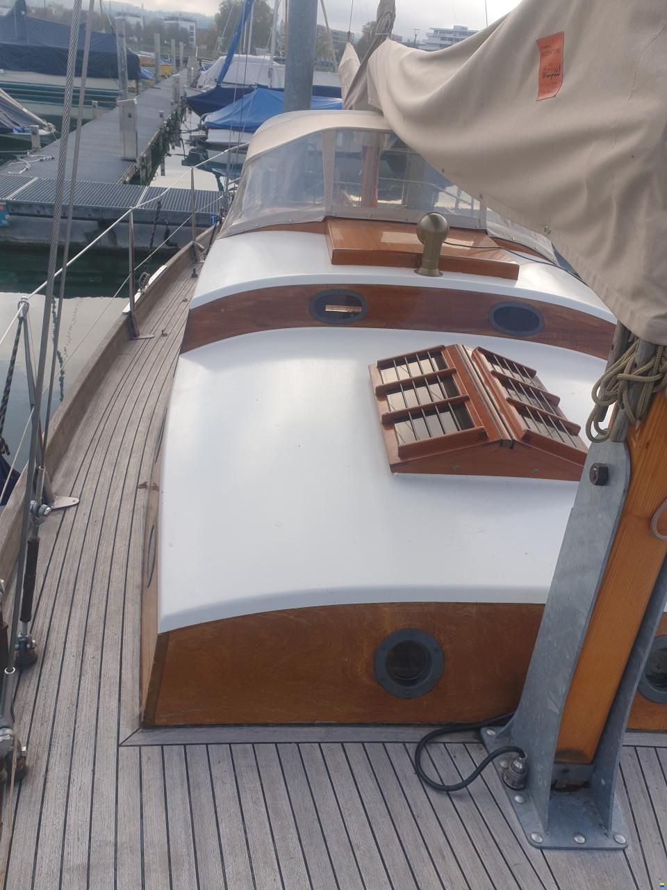 Herreshoff H-28  (St&auml;heli Altnau)