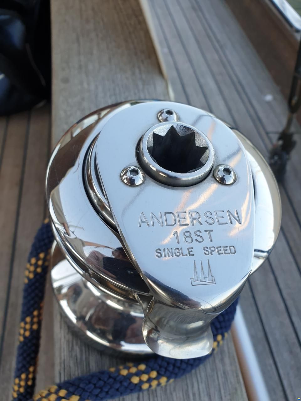 Herreshoff H-28  (St&auml;heli Altnau)