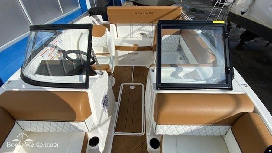 Bayliner DX2050