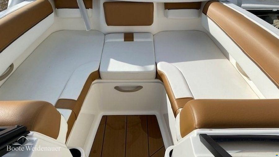 Bayliner DX2050