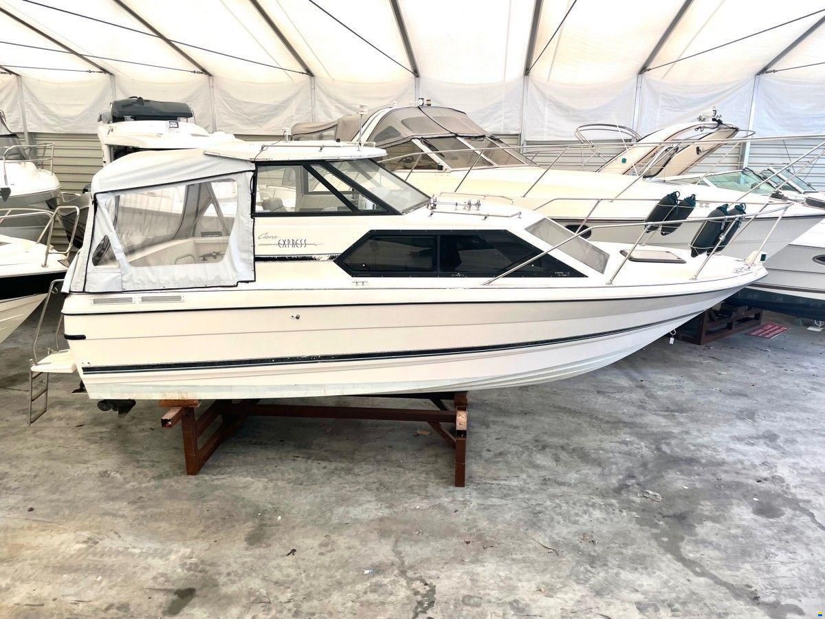 Bayliner 2452 HT