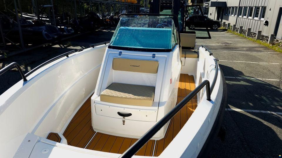 Compass Boats 6s