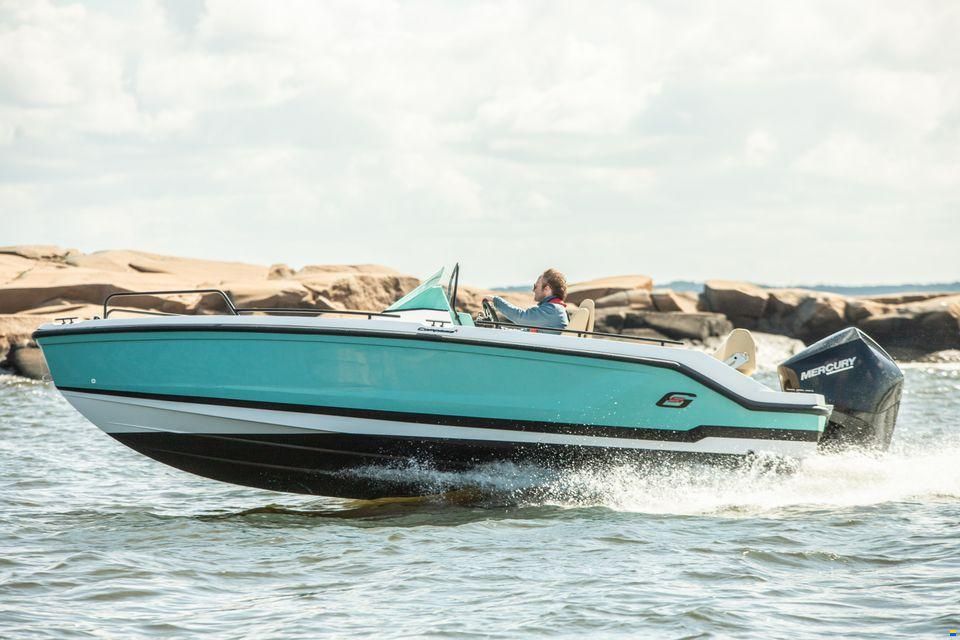 Compass Boats 6s