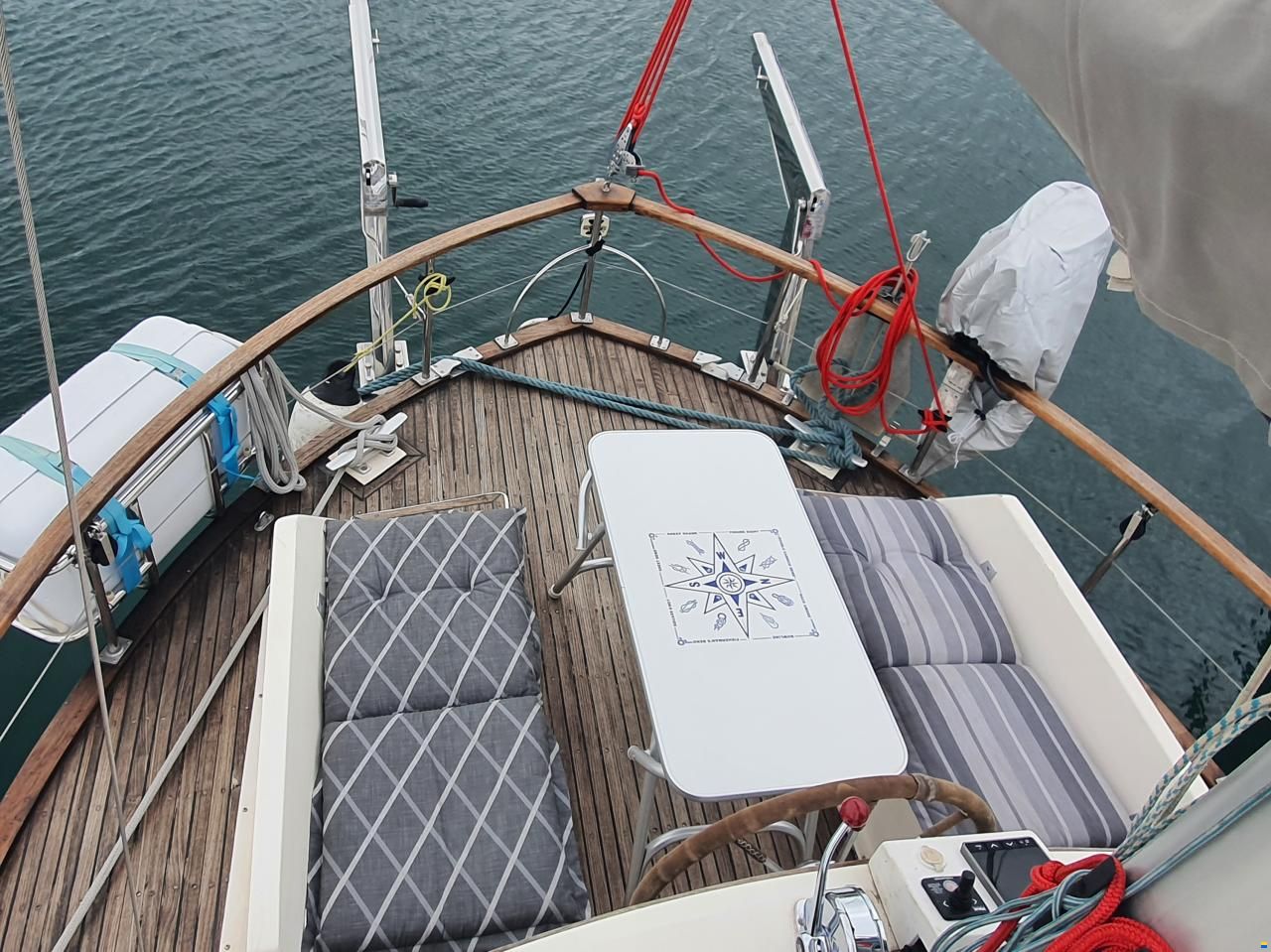Nauticat 33