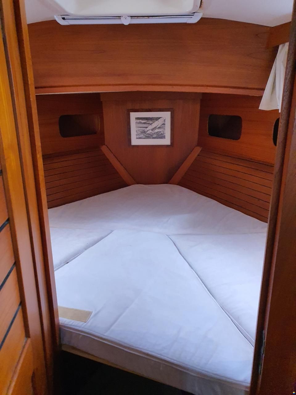 Nauticat 33