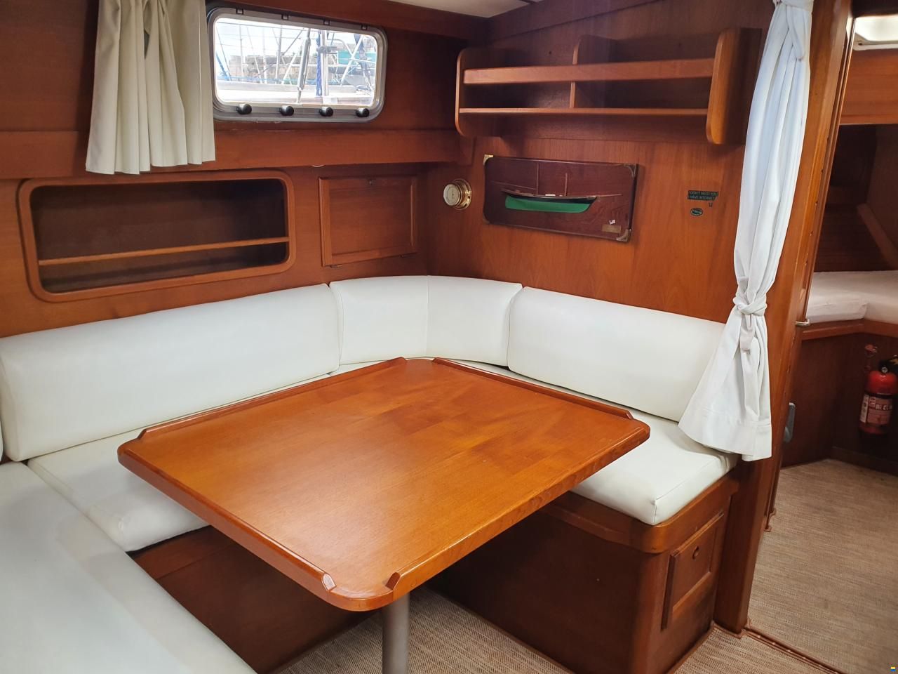 Nauticat 33