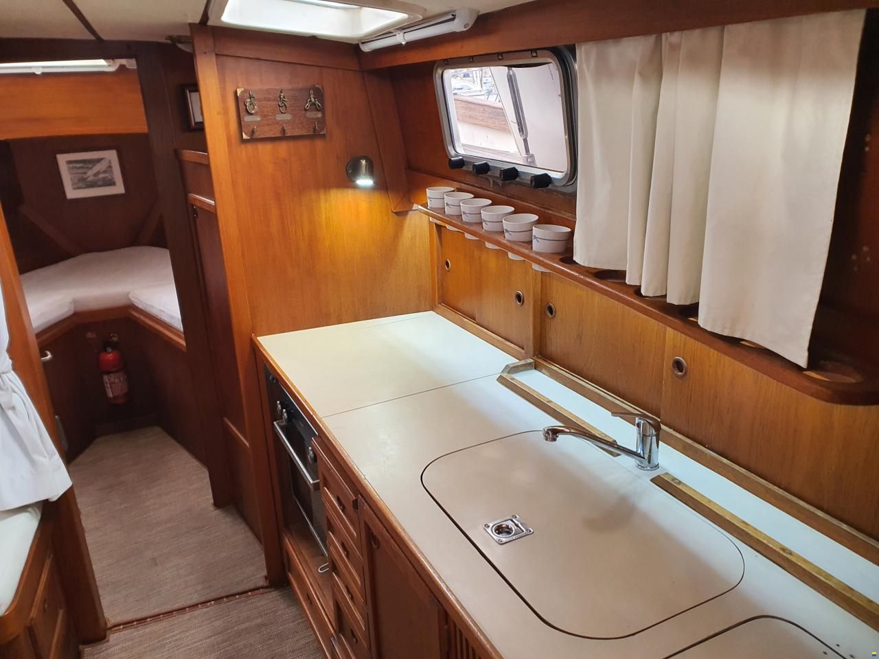 Nauticat 33