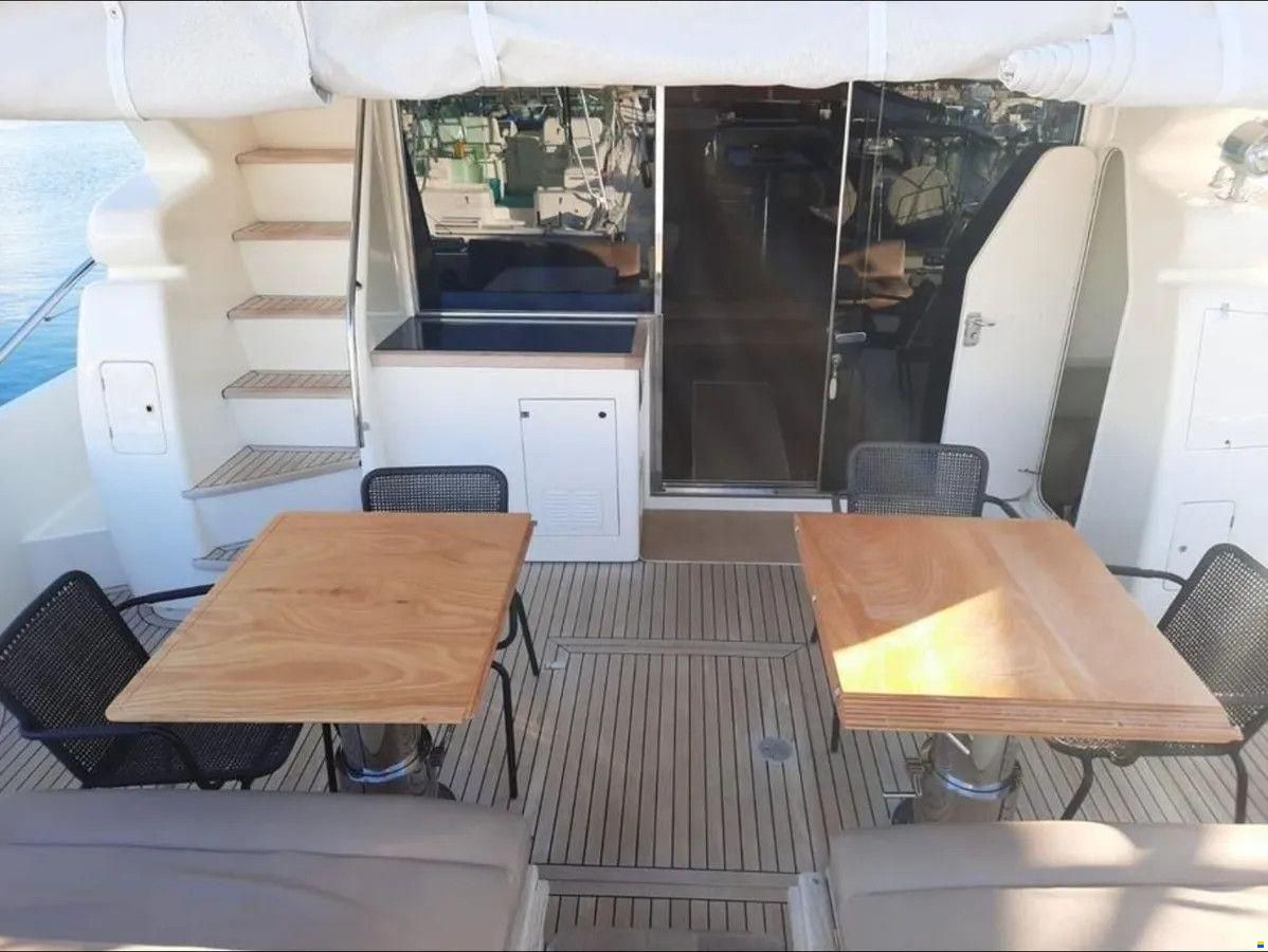 Ferretti 630
