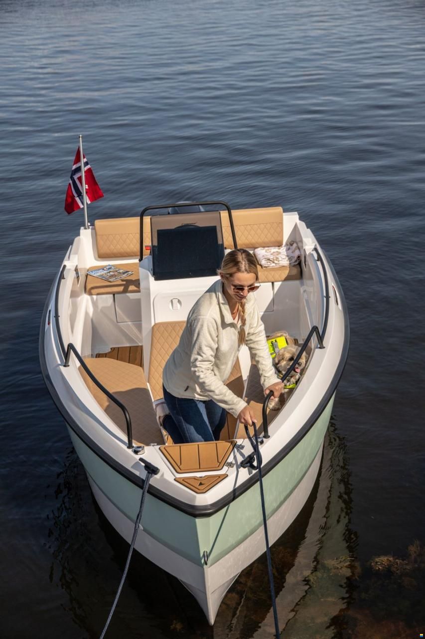 Compass Boats 160e