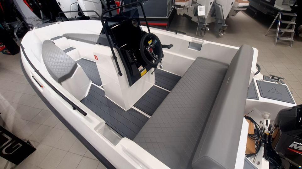 Compass Boats 160e