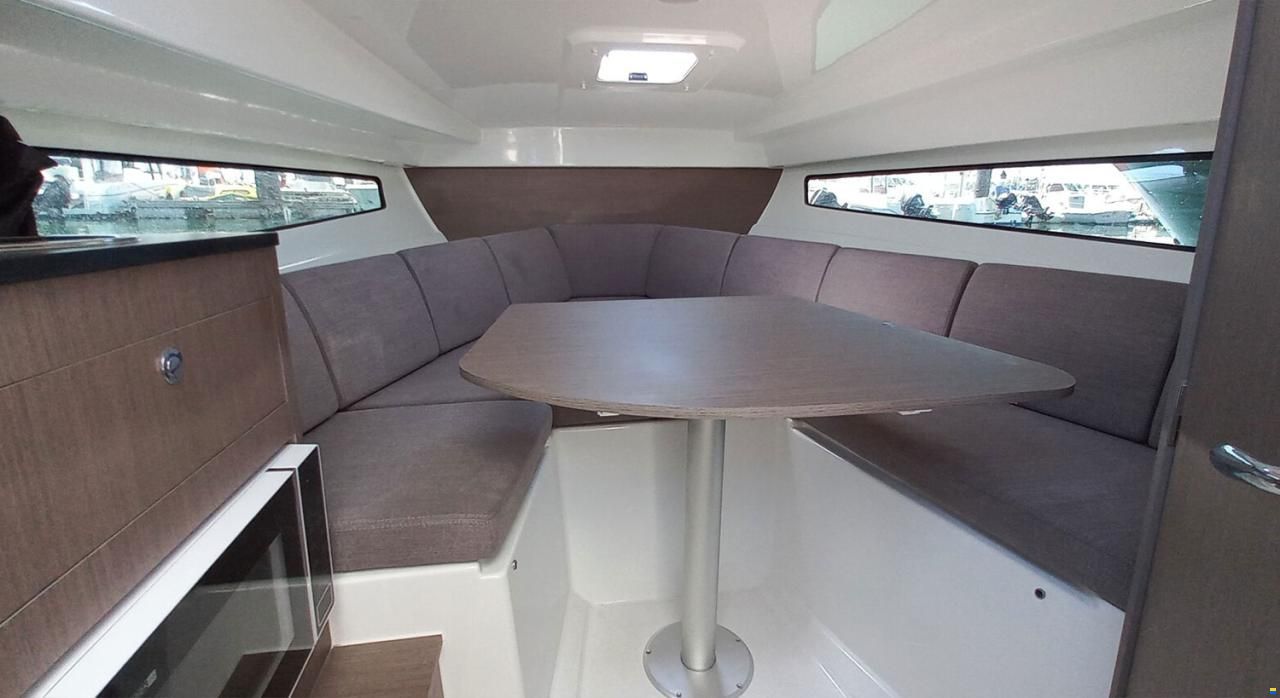 Beneteau Flyer 8 Sundeck