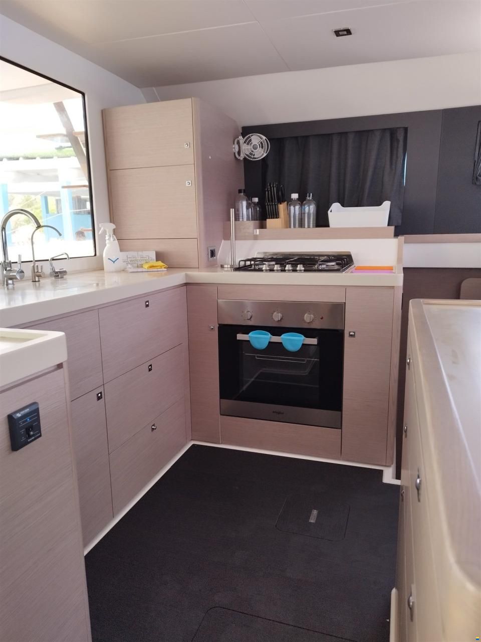 Dufour Catamarans 48